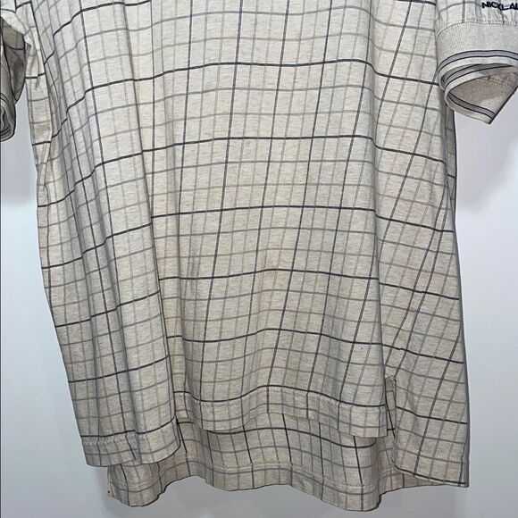 Tan Polo Shirt with Classic Collar and Ribbed Cuffs - Picture 3 of 9